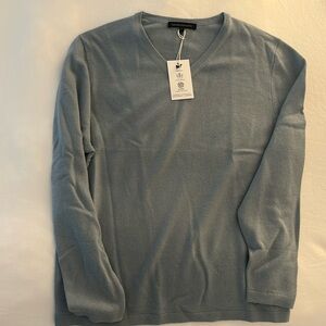 NWT men’s Naked Cashmere v neck sweater, size large